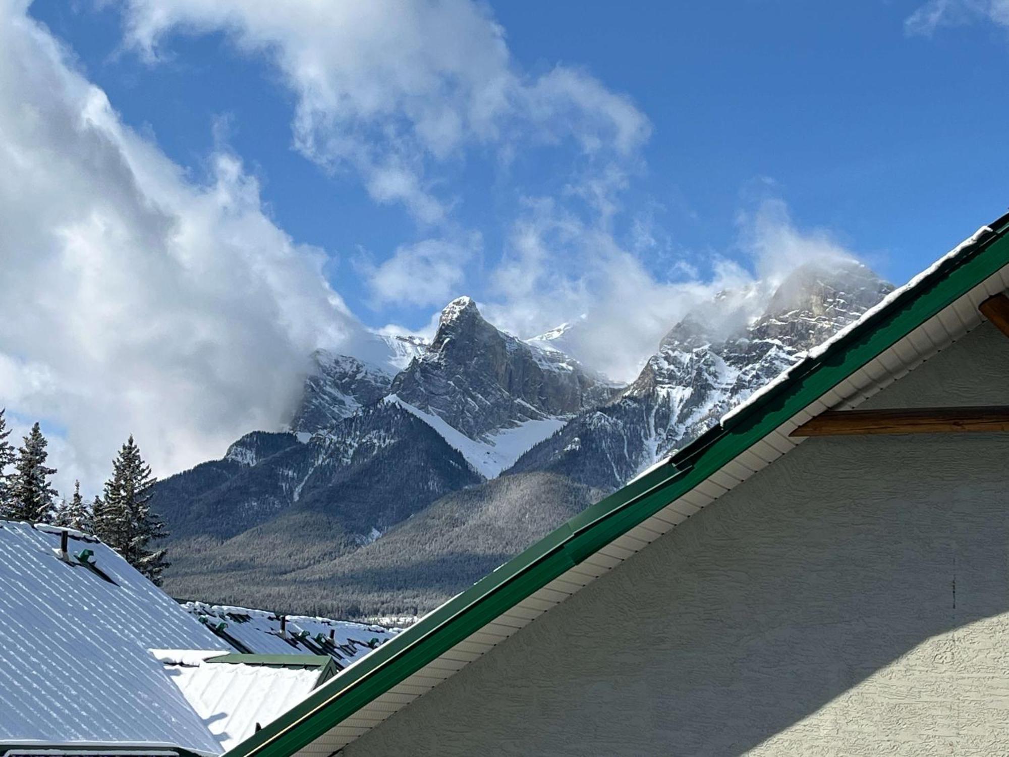 Banff Wood Lodge Canmore Exterior foto